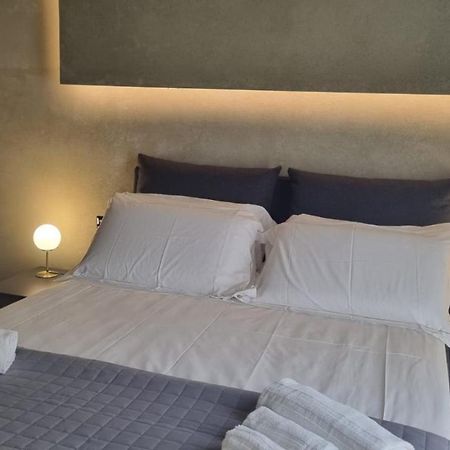 Dimora Dei Viaggiatori Appartement Catánia Buitenkant foto