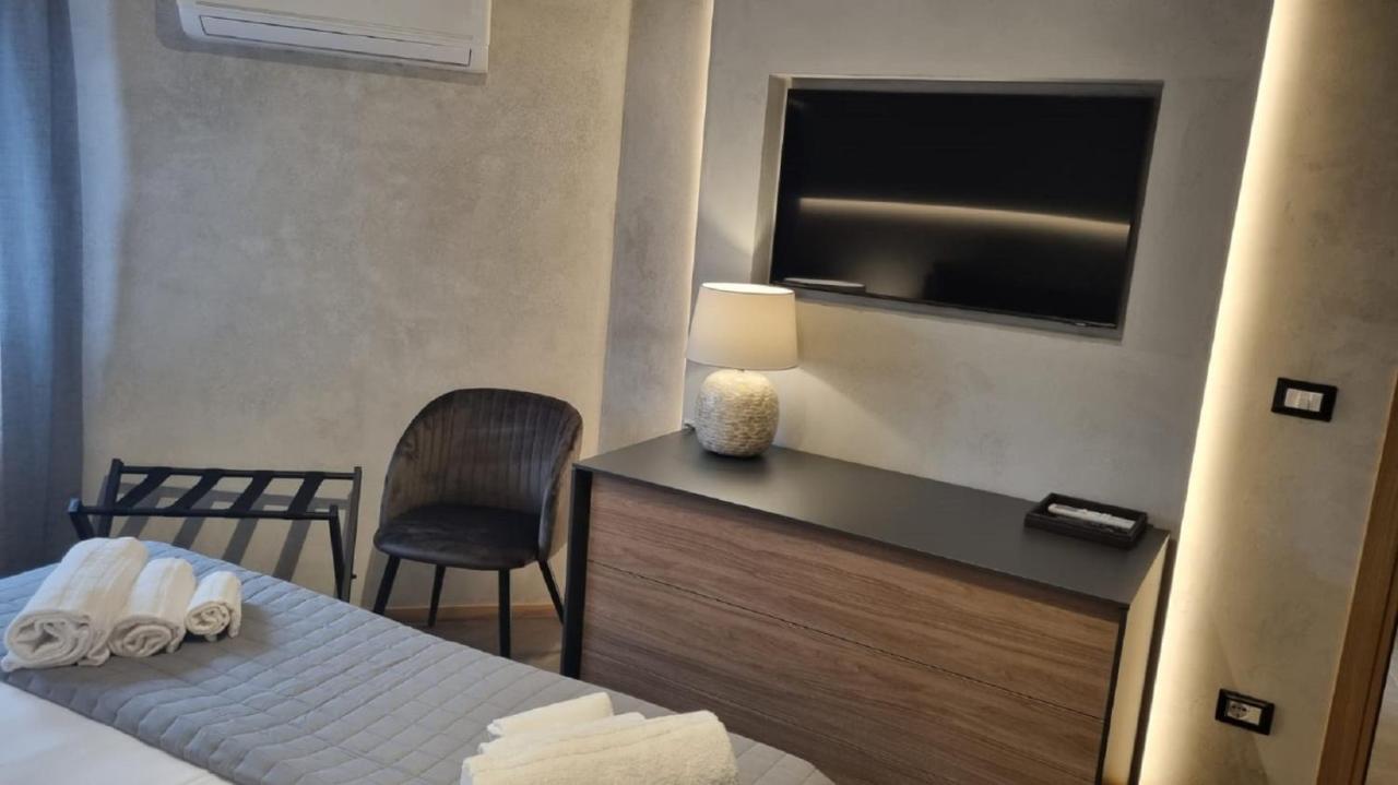 Dimora Dei Viaggiatori Appartement Catánia Buitenkant foto