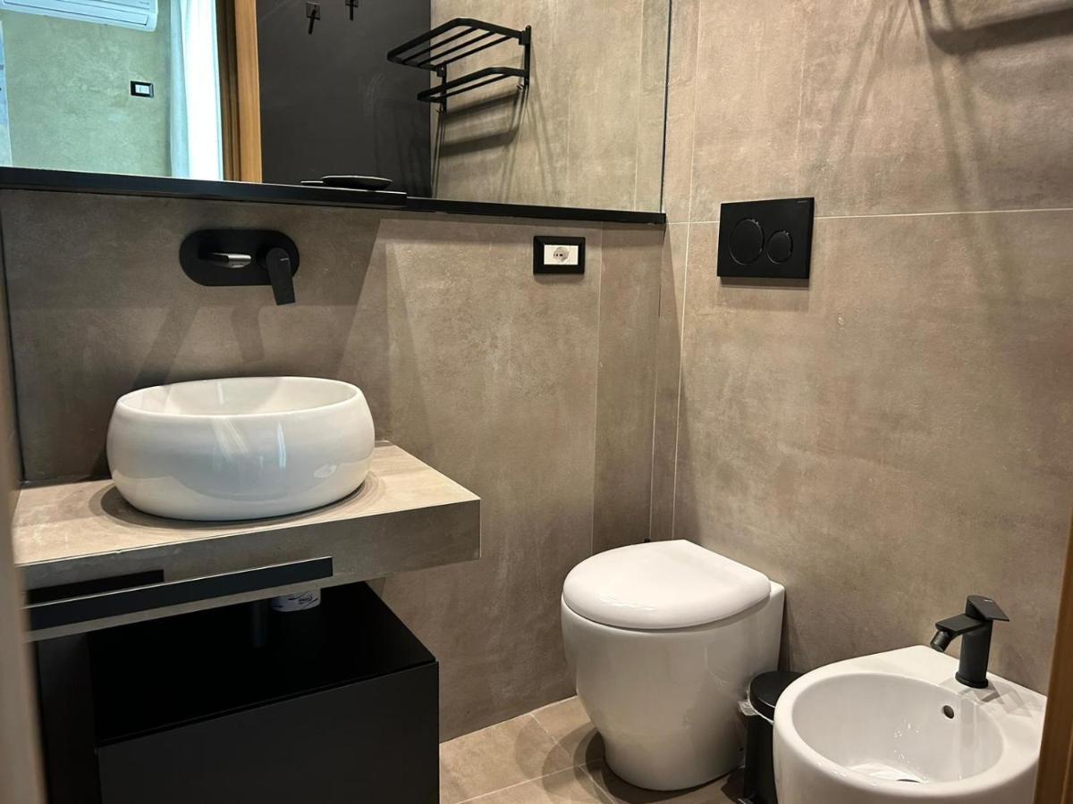 Dimora Dei Viaggiatori Appartement Catánia Buitenkant foto